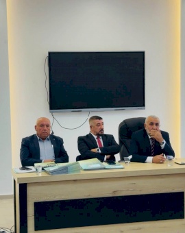 حفل استقبال الطلبة الجدد، وكذلك تكريم الطلبة المتفوقين في أقسام الكلية.